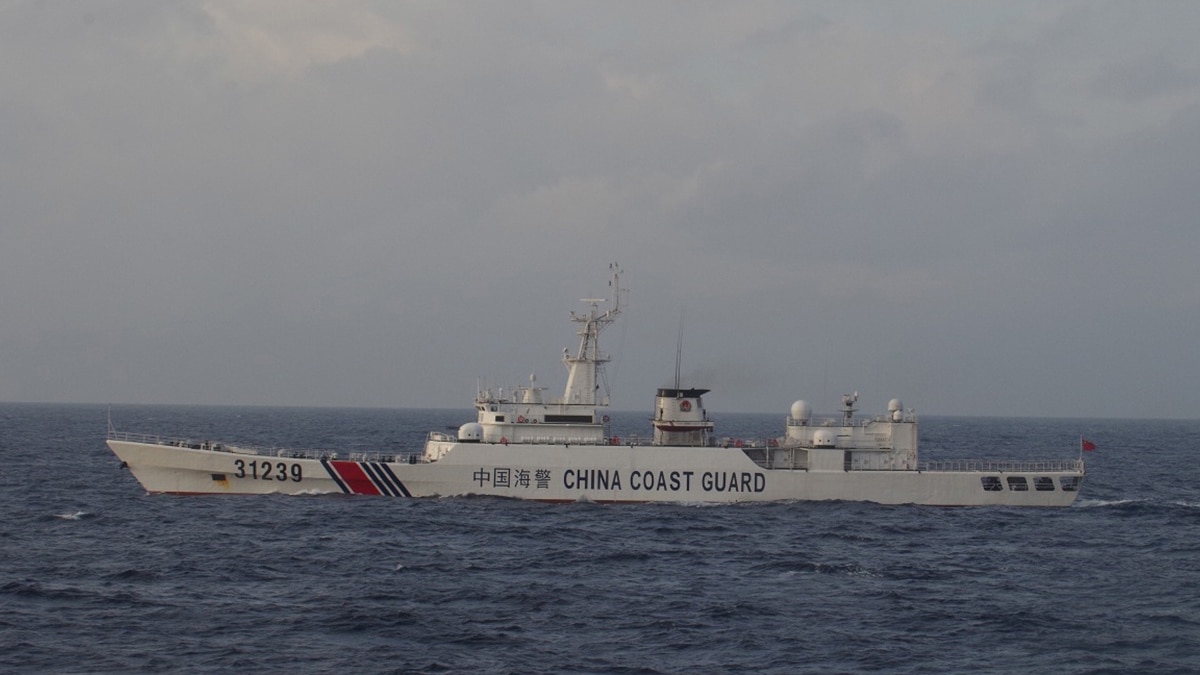 中国海警船逼近日海岸，日美强调安全合作至关重要