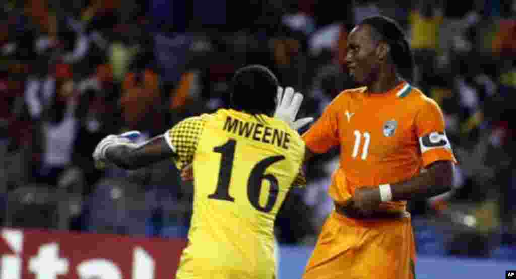 Zambia's goalkeeper Kennedy Mweene (16) reacts after Ivory Coast's captain Didier Drogba missed a penalty during their African Nations Cup final soccer match at the Stade De L'Amitie Stadium in Gabon's capital Libreville, February 12, 2012.