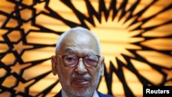 Pemimpin oposisi Tunisia, Rached Ghannouchi, menghadiri wawancara bersama Reuters di kantornya di Tunis, Tunisia, pada 15 Juli 2022. (Foto: Reuters/Zoubeir Souissi)