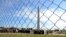El Monumento a Washington ha sido rodeado por una ceca de seguridad en preparación para la toma de posesión del presidente electo Donald Trump, que tendrá lugar el viernes, 20 de enero, de 2017.
