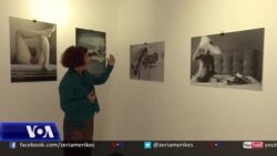 Pandemia përmes syrit të fotografeve Rozafa Shpuza dhe Orestia Kapedani