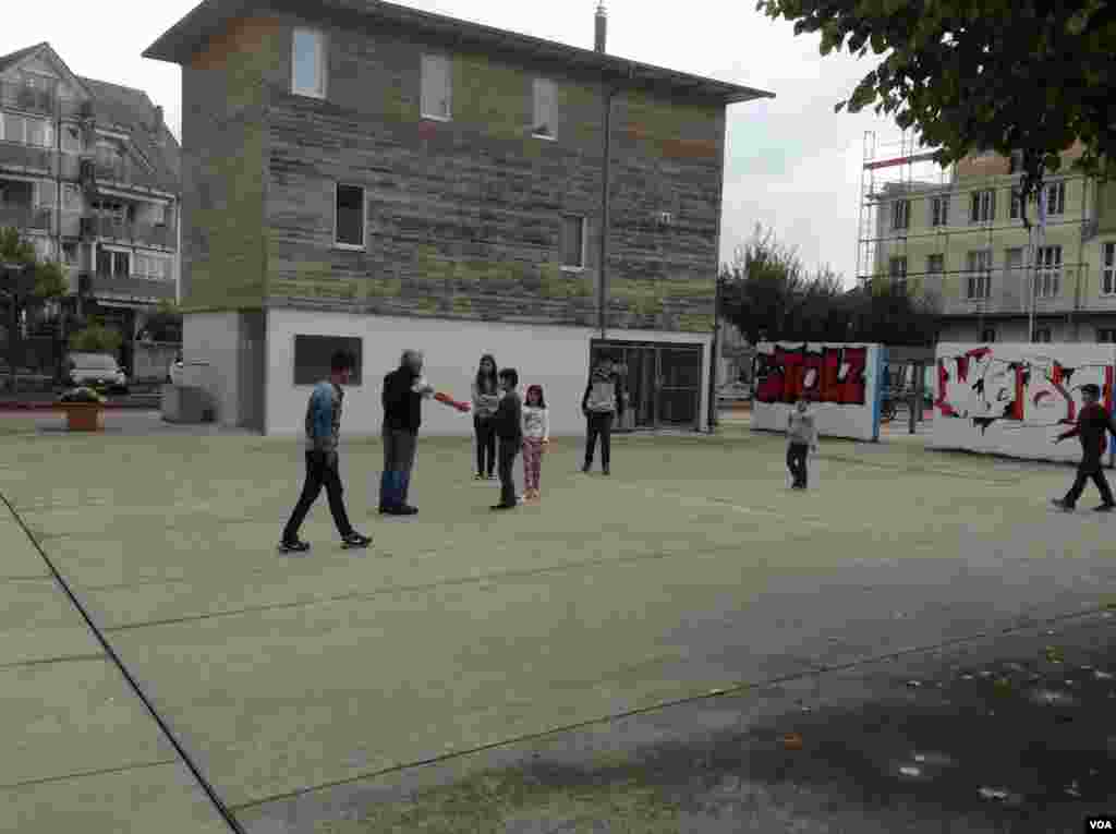 Perwerdeya bi Zimanê kurdî li Swîsre