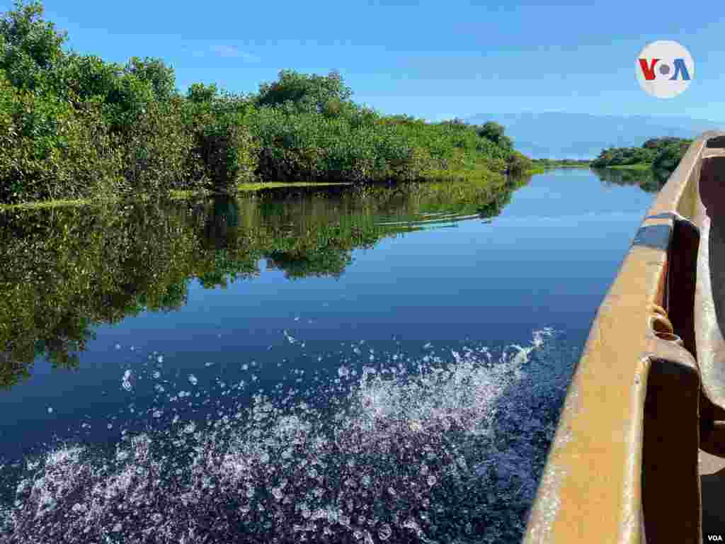 Gacias a un recorrido denominado El Tour de la Naturaleza, se pueden recorrer todos los r&#237;os que son afluentes del complejo lagunar de Ci&#233;naga Grande.