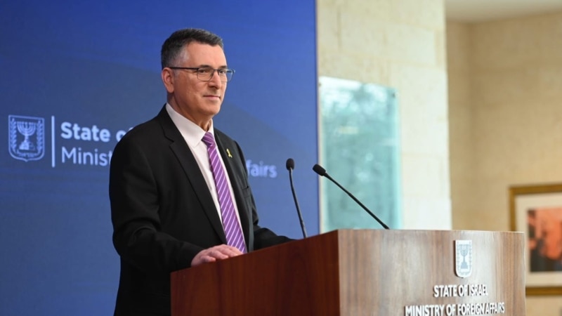 گیدئون سعار به نخست‌وزیر اسپانیا: ریاکاری کسی را که با رژیم‌های ناقض حقوق بشر رابطه دارد نمی‌پذیریم