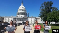 El movimiento Ni una menos tiene programados eventos simultáneos en diversas ciudades de EE.UU. [Foto: Mitzi Macias, VOA].