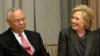 Los exsecretarios de Estado estadounidenses Colin Powell y Hillary Clinton, durante la ceremonia de colocación de la primera piedra del Centro para la Diplomacia de EE.UU., en el Departamento de Estado. Washington D.C. Sep. 3, 2014. 