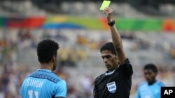 L'arbitre Fahad al-Mirdasi à Belo Horizonte, au Brésil, le 10 août 2016. 