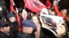 “Shengeni” ballkanik, Vuçiç pritet me protesta në Tiranë