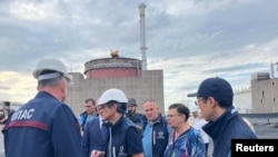 Phái đoàn chuyên gia IAEA thăm nhà máy điện hạt nhân Zaporizhzhia ngày 2/9/2022.
