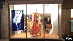 Galeri khusus untuk busana Indonesia, Indonesia Fashion Gallery (IFG) di Manhattan, New York (foto: VOA).