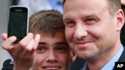 波兰反对党法律正义党当选总统杜达