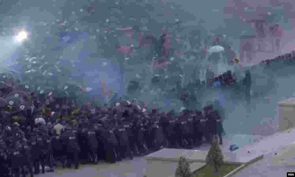 Protesta para qeverise