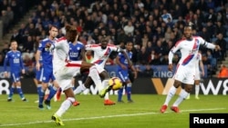 But de Wilfried Zaha lors du match entre Leicester City et Crystal Palace le 23 février 2019.