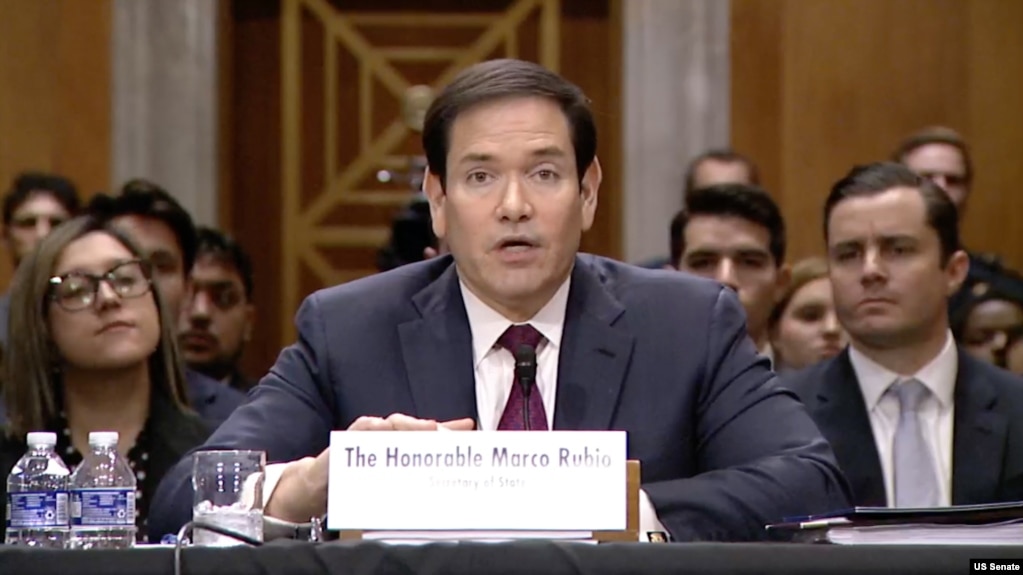 美国国务卿马尔科·卢比奥在参议院外交关系委员会举行的一场又干美国对委内瑞拉政策的听证会上作证。(2026年1月28日) 