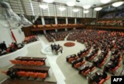 'Hükümetin İstediği Gibi Hareket Edebilmesi Tehlikeli Olur'