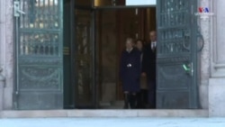 Շվեդիայի նորանշանակ վարչապետ Մարգարետա Անդերսոնը լուսանկարվում է իր կառավարության նախարարների հետ