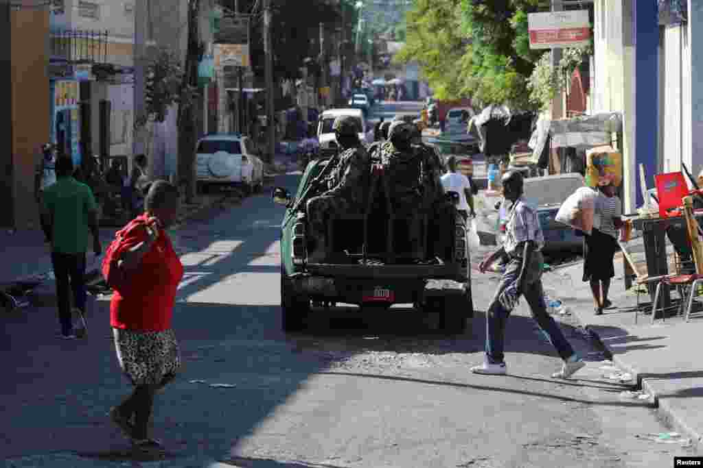 La ONG Red Nacional de Defensa de los Derechos Humanos dijo que Felix había ordenado los actos violentos después de que su hijo enfermara y de que un sacerdote vudú acusara a personas mayores de la zona de dañar al niño mediante brujería.&nbsp;