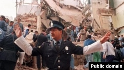 انفجار بمب در مرکز یهودیان آرژانتین در سال ۱۹۹۴ منجر به مرگ ۸۵ نفر شد.