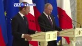 VOA60 Duniya: Shugaba Vladmir Putin Ya Karbi Bakuncin Takwaransa na Faransa Emmanuel Macron