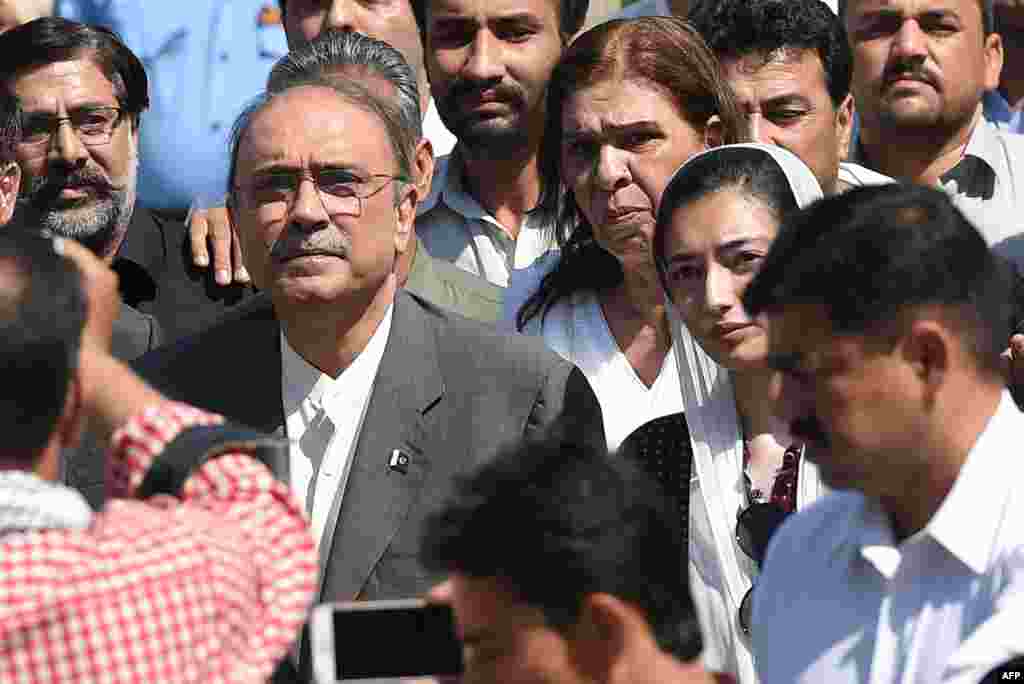 10 جون 2019 کو اسلام آباد ہائی کورٹ نے سابق صدر آصف علی زرداری کی ضمانت منسوخ کرتے ہوئے منی لانڈرنگ کیس میں ان کی گرفتاری کا حکم دیا۔ جنہیں بعد میں ان کی رہائش گاہ سے گرفتار کر لیا گیا۔ 