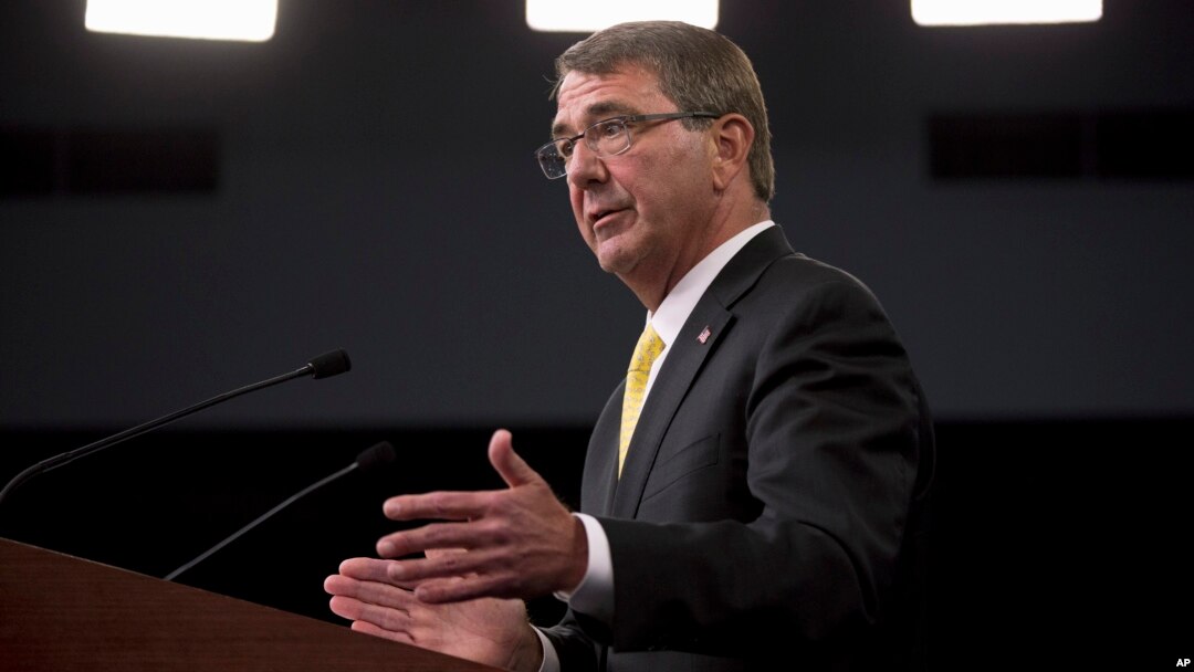 Menteri Pertahanan Ash Carter dalam konferensi pers bulan Agustus lalu di Pentagon.