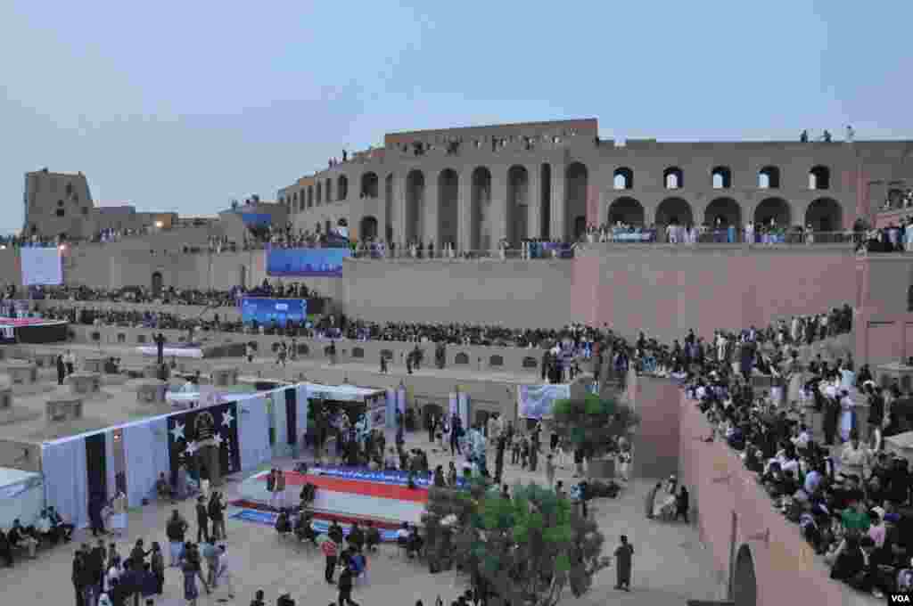 از ۲۵ حمل یک سالگی "روز هرات" در قلعۀ تاریخی اختیار الدین تجلیل به عمل آمد