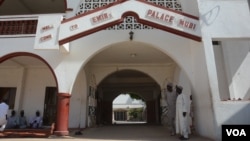 The emir’s palace in Mubi was looted and partly destroyed. Entering the palace the Boko Haram militants looked for the emir’s finest cars, especially Toyota Camry and Hilux. (Katarina Höije/VOA News)