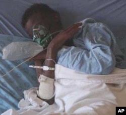 A critically ill patient with HIV and TB in a hospital in South Africa’s Eastern Cape province