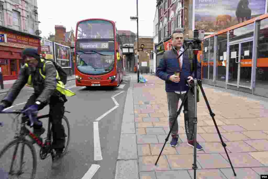 Barış Çimen,- Londra