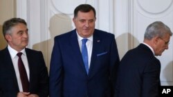 Članovi Predsjedništva Bosne i Hercegovine Željko Komšić, Milorad Dodik i Šefik Džaferović