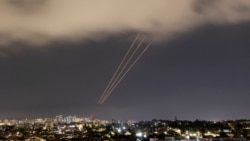이스라엘의 방공 시스템이 14일 이란의 공격 뒤 가동되고 있다.