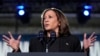 La candidata presidencial demócrata y vicepresidenta de EEUU, Kamala Harris, habla durante un evento de campaña en el Oakland Expo Center en el condado de Oakland, Michigan, el 18 de octubre de 2024.