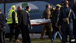 Entre las víctimas mortales hay tres mujeres y un hombre. El autor del ataque fue abatido por las fuerzas de seguridad.