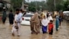 سیل در پاکستان ده‌ها هزار نفر را مجبور به ترک خانه‌هایشان کرد
