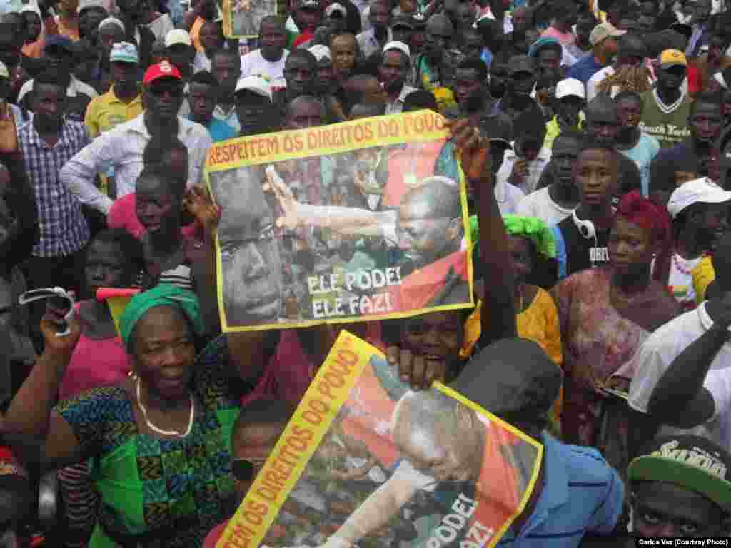 Manifestação a favor do PAIGC em Bissau. 17 de Agosto Guiné-Bissau 2015