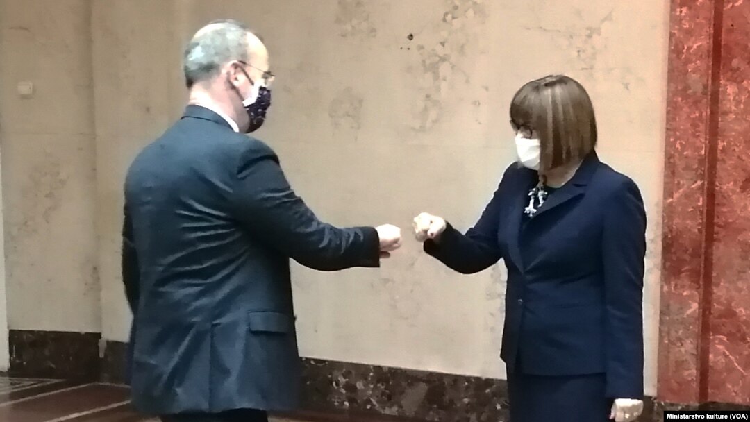 Ambasdor SAD u Srbiji Entoni Godfri i ministarka kulture Maja Gojković