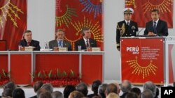 El presidente peruano, Ollanta Humala, habla durante la inauguraciòn de la conferencia.