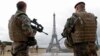Tersangka Serangan di Menara Eiffel Mengaku Berhubungan dengan ISIS 