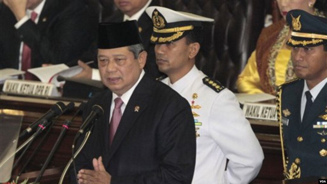 Presiden Susilo Bambang Yudhoyono saat memberikan pidato kenegaraan hari Selasa pagi (16/8). Dalam pidatonya, SBY membeberkan peningkatan prestasi Indonesia dalam memberantas korupsi.