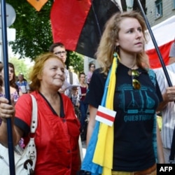 Українські активісти підтримують білоруську опозицію