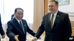 Kim Yong Chol et Mike Pompeo, Pyongyang, Corée du Nord, le 7 juillet 2018. 