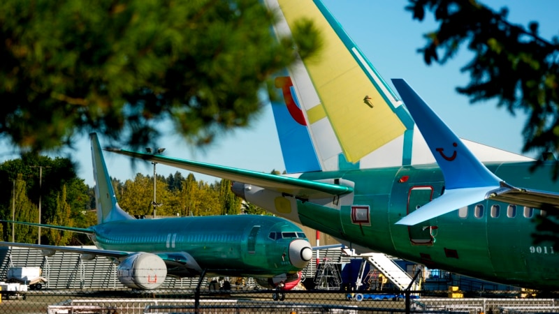 Boeing to lay off 10% of employees as strike stalls airplane production 