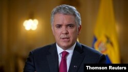 El presidente de Colombia, Iván Duque, habla durante una entrevista con Reuters en Bogotá. [Foto de archivo]