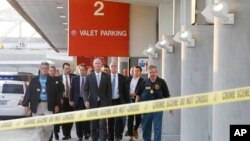 La terminal 2 permanece acordonada y con presencia policial, mientras que funcionarios del aeropuerto se hallan en la tarea de ubicar a los propietarios de unas 20.000 maletas que no han sido reclamadas por sus dueños.