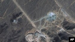 A satellite image made available to AFP on 28 Sept. 2009 by Digitalglobe shows a suspected Iranian nuclear facility near the holy Shiite city of Qom