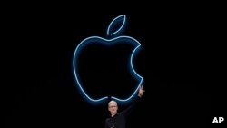 Apple CEO'su Tim Cook 2019'daki konferansta