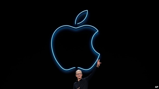 Apple CEO'su Tim Cook 2019'daki konferansta