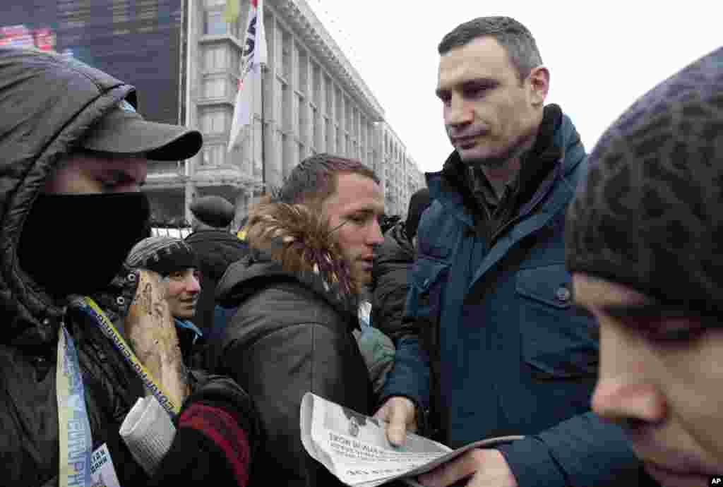 Ukrainian lawmaker and chairman of the Ukrainian Udar (Punch)&nbsp;opposition party, Vitali Klitschko attends a rally in Independence Square, Kyiv, Feb. 9, 2014.&nbsp;
