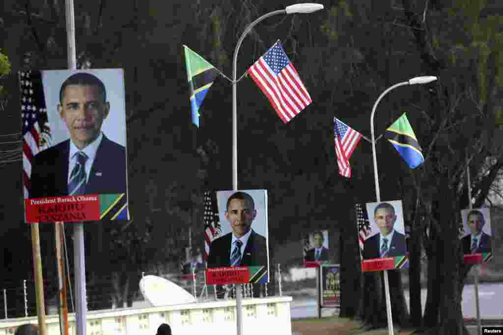A street is decorated with American and Tanzanian flags ahead of U.S. President Barack Obama's visit, in the capital Dar es Salaam June 30, 2013.