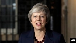 Тереза Мей визнала, що частина членів її уряду відмовилася підтримати проект угоди з ЄС щодо припинення британського членства. 14 листопада 2018 р.